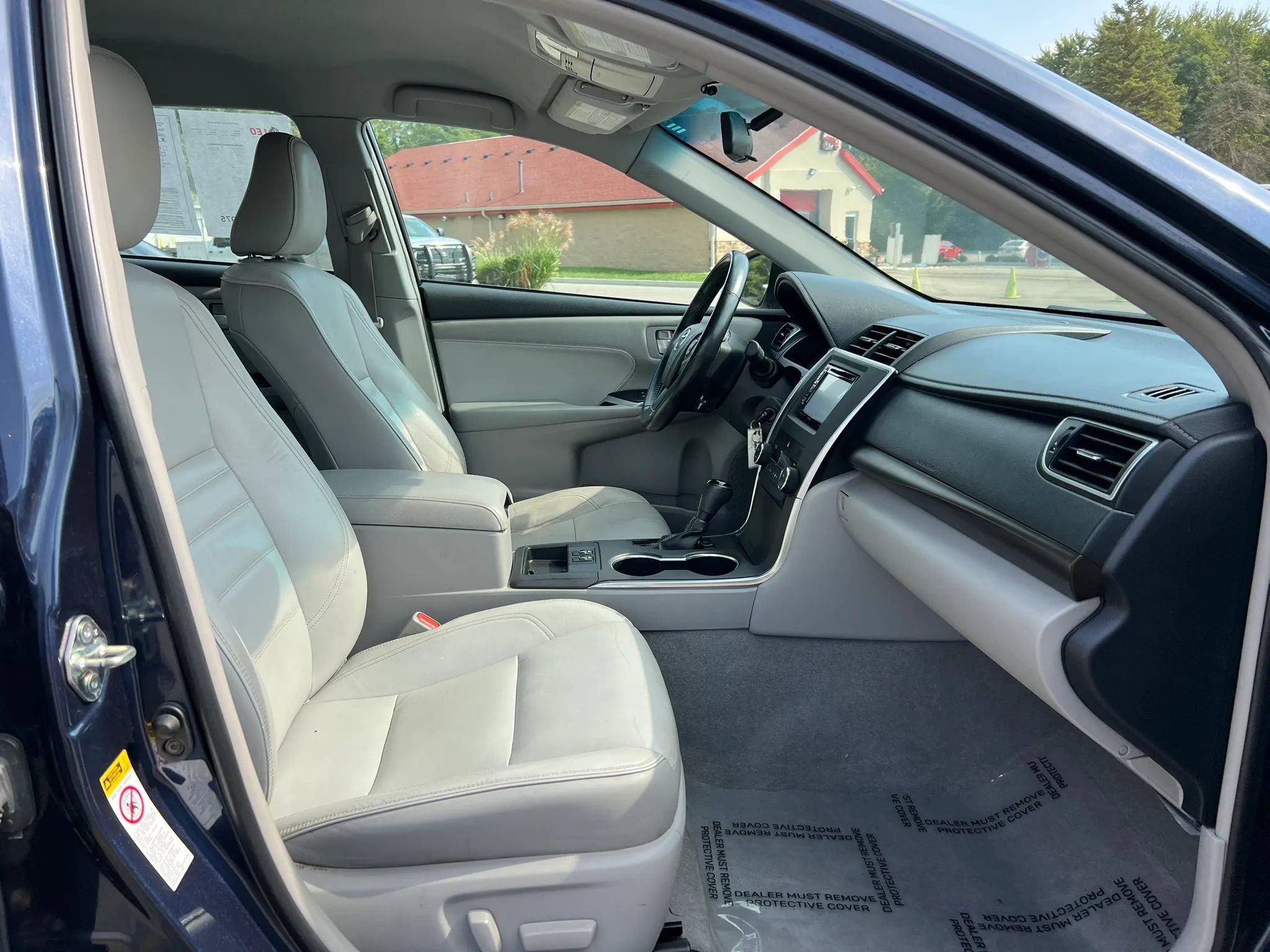 Used 2016 Toyota Camry XLE w/ Protection Package (Q2) FWD image 23