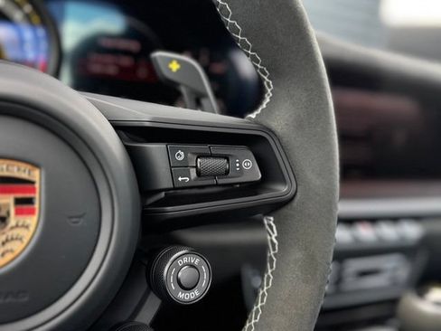 Certified 2025 Porsche 911 GT3 RS RWD image 25