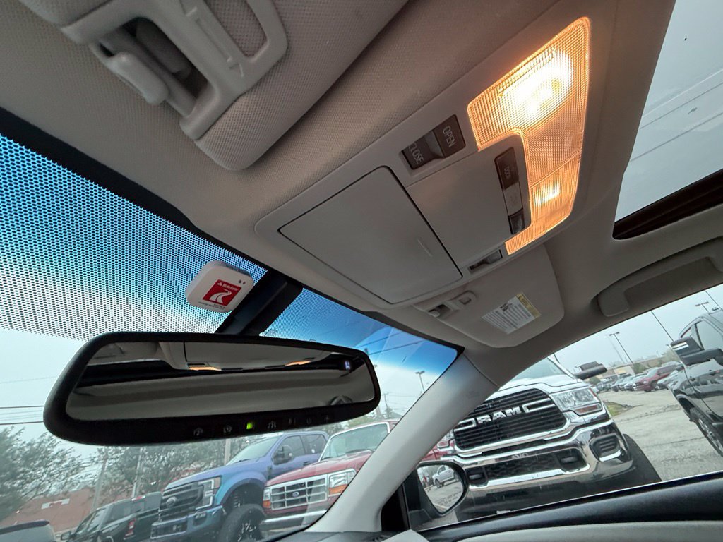 Used 2014 Toyota Avalon XLE Premium FWD image 23