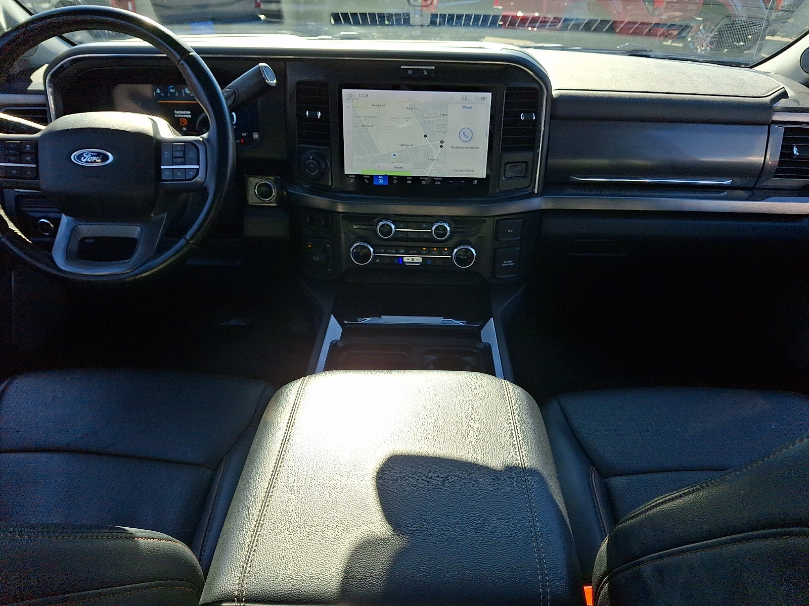 Used 2025 Ford F450 Lariat w/ Lariat Ultimate Package AWD/4WD image 14
