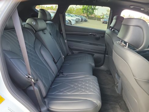 Certified 2026 Genesis GV80 3.5T Prestige AWD/4WD image 23