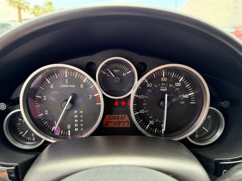 Used 2008 MAZDA MX-5 Miata Grand Touring w/ Premium Pkg RWD image 21