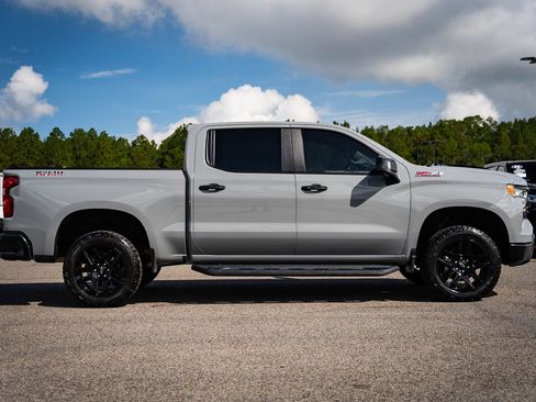 Used 2024 Chevrolet Silverado 1500 LT Trail Boss w/ Convenience Package II AWD/4WD image 8