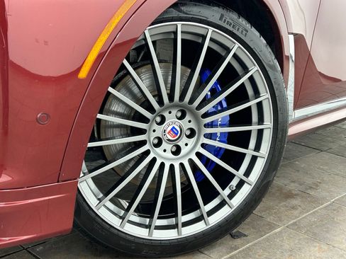 Used 2022 BMW ALPINA XB7 AWD/4WD image 2