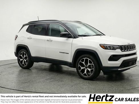 Used 2025 Jeep Compass Limited image 1