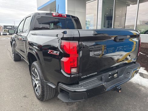 Used 2023 Chevrolet Colorado Z71 w/ Z71 Convenience Package 2 image 8