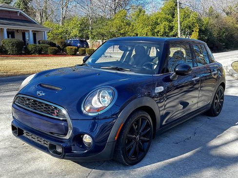 Used 2015 MINI Cooper S image 6