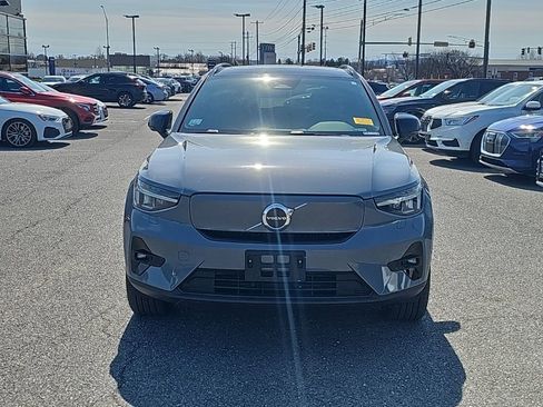 Used 2023 Volvo XC40 Recharge Plus w/ Protection Package Premier image 16