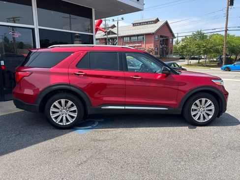 Used 2021 Ford Explorer Limited w/ Equipment Group 301A AWD/4WD image 43