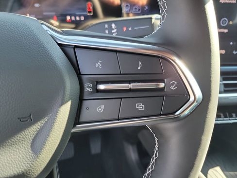 New 2026 Chevrolet Equinox EV LT image 6