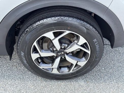 Used 2022 Kia Sportage LX FWD image 19