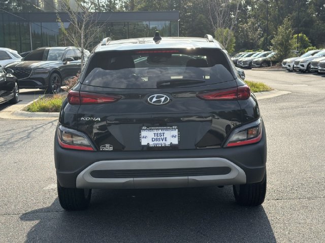 Used 2022 Hyundai Kona SEL w/ Convenience Package FWD image 8