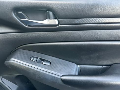 Used 2021 Nissan Altima 2.5 S image 17