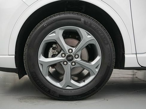 Certified 2023 Ford Escape ST-Line Select w/ Tech Pack #1 image 10