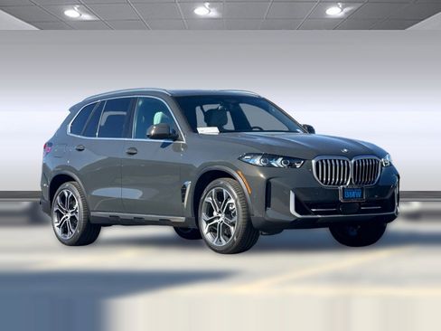 Used 2026 BMW X5 xDrive40i AWD/4WD image 7