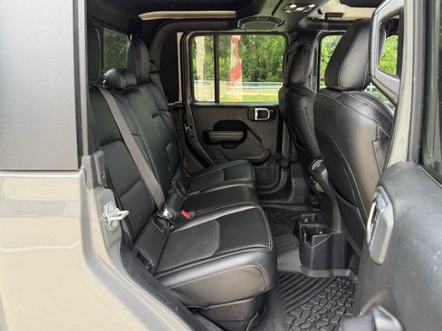Used 2020 Jeep Gladiator Sport w/ Quick Order Package 24S AWD/4WD image 6
