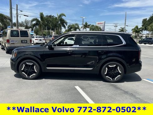 Used 2023 Kia Telluride EX FWD image 12