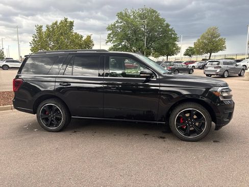 Used 2023 Ford Expedition Limited AWD/4WD image 6