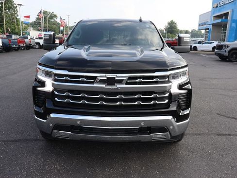 Used 2024 Chevrolet Silverado 1500 LTZ w/ Technology Package AWD/4WD image 31