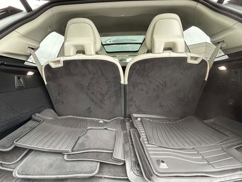 New 2026 Volvo XC90 B6 Ultra image 17