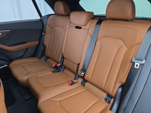 New 2026 Audi Q8 Prestige image 14