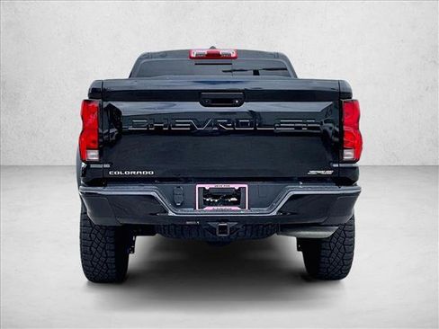 Certified 2024 Chevrolet Colorado ZR2 image 4