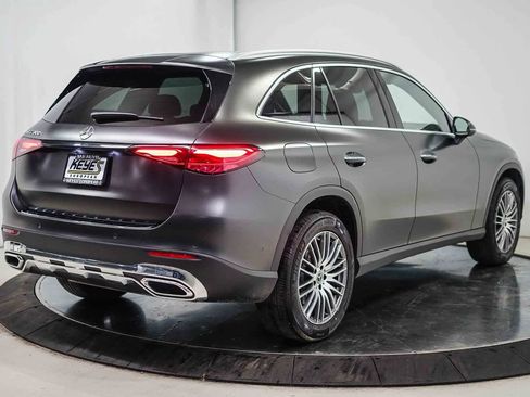 Used 2026 Mercedes-Benz GLC 300 image 10