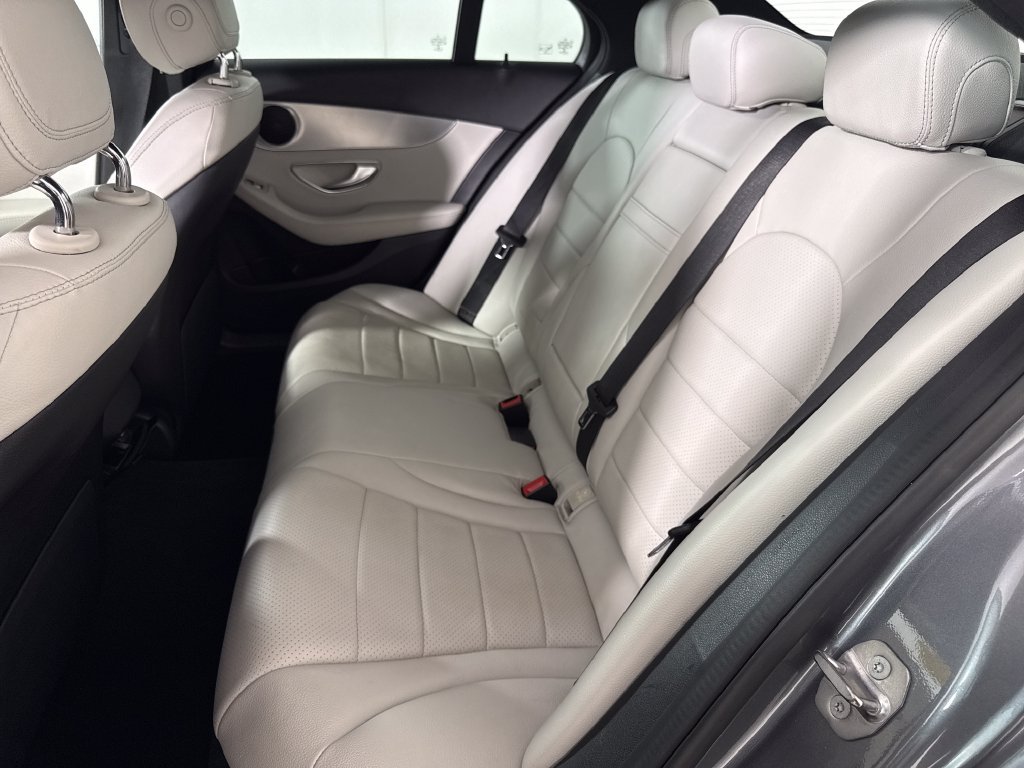 Used 2018 Mercedes-Benz C 300 Sedan image 12