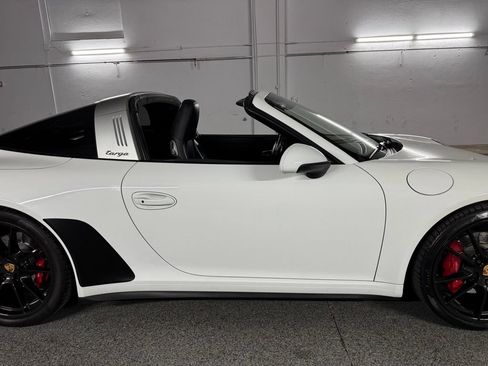 Used 2014 Porsche 911 Targa 4S AWD/4WD image 8