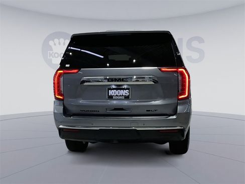 Used 2024 GMC Yukon SLT image 15