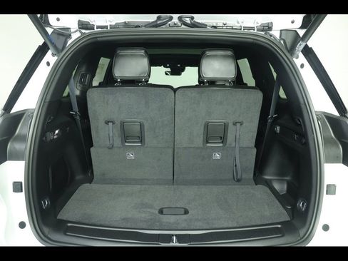 New 2026 Jeep Grand Cherokee L Limited w/ Limited Altitude Package image 15