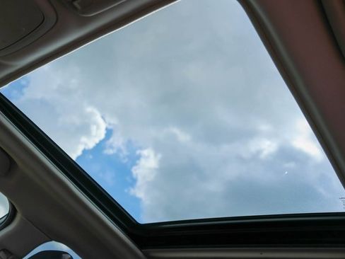 Used 2024 Subaru Forester Premium image 11