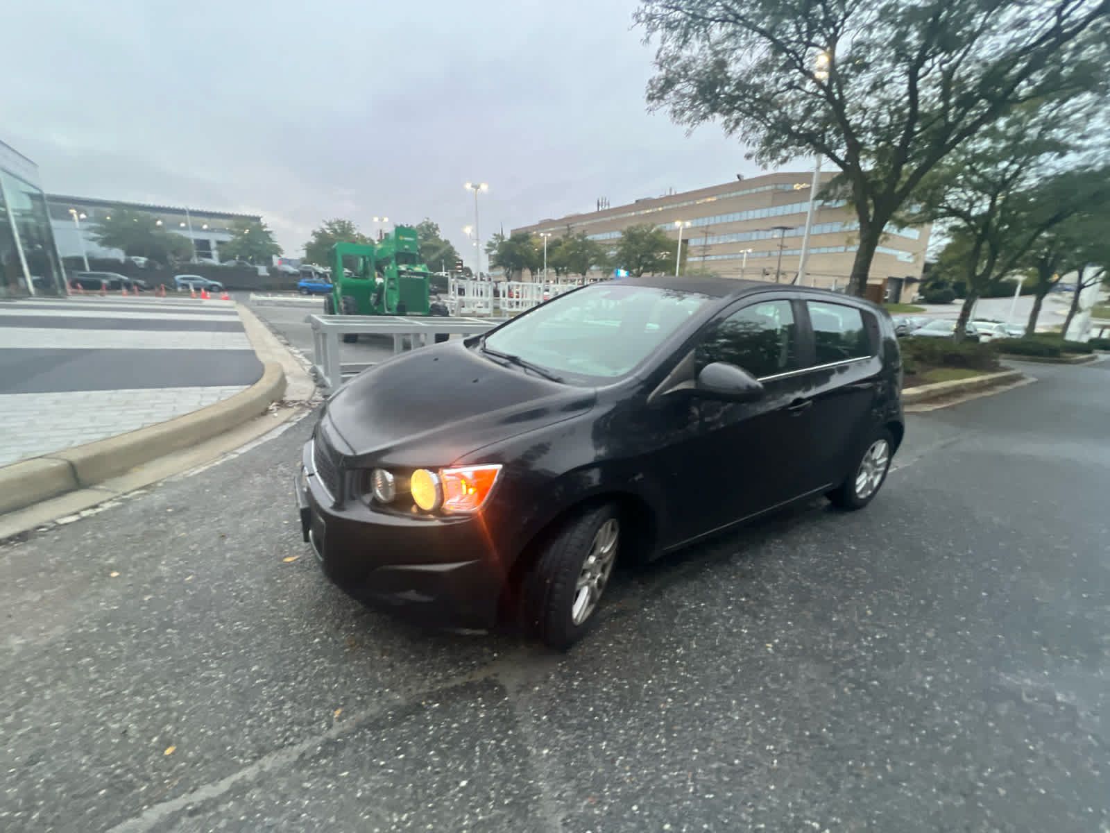 Used 2013 Chevrolet Sonic LT FWD image 2