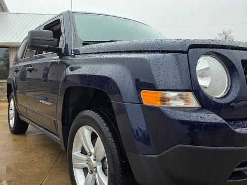 Used 2015 Jeep Patriot Latitude image 23