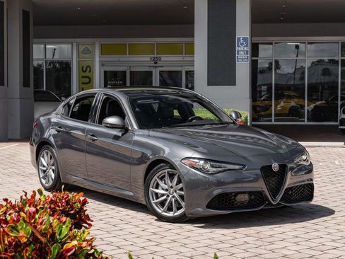 Used 2023 Alfa Romeo Giulia Sprint image 20