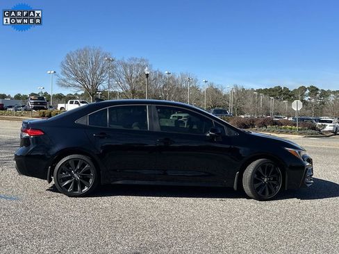 Used 2026 Toyota Corolla SE w/ SE Package image 4