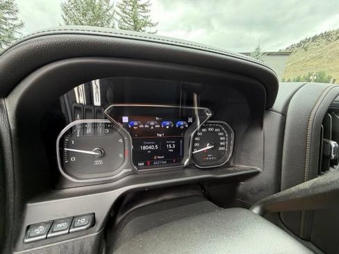Used 2021 GMC Sierra 2500 AT4 w/ AT4 Preferred Package AWD/4WD image 26