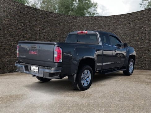 Used 2017 GMC Canyon SLE w/ SLE Convenience Package image 7