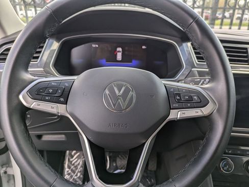 Used 2024 Volkswagen Tiguan Wolfsburg Edition image 21