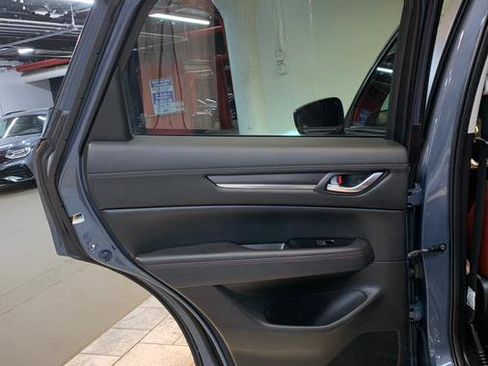 Used 2023 MAZDA CX-5 Carbon Edition image 40