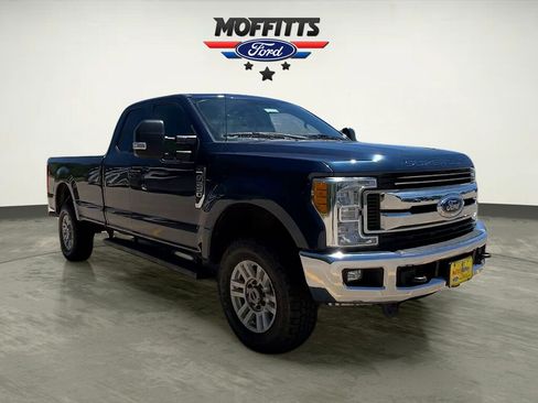 Used 2017 Ford F250 XLT w/ XLT Value Package AWD/4WD image 7