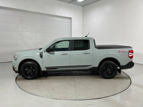 Used 2024 Ford Maverick Lariat w/ FX4 Off-Road Package AWD/4WD image 20