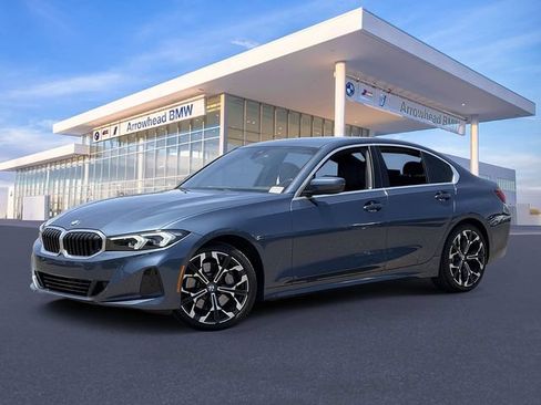 Used 2025 BMW 330i Sedan w/ Convenience Package RWD image 35