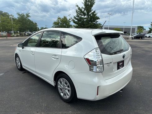 Used 2012 Toyota Prius V Three FWD image 15