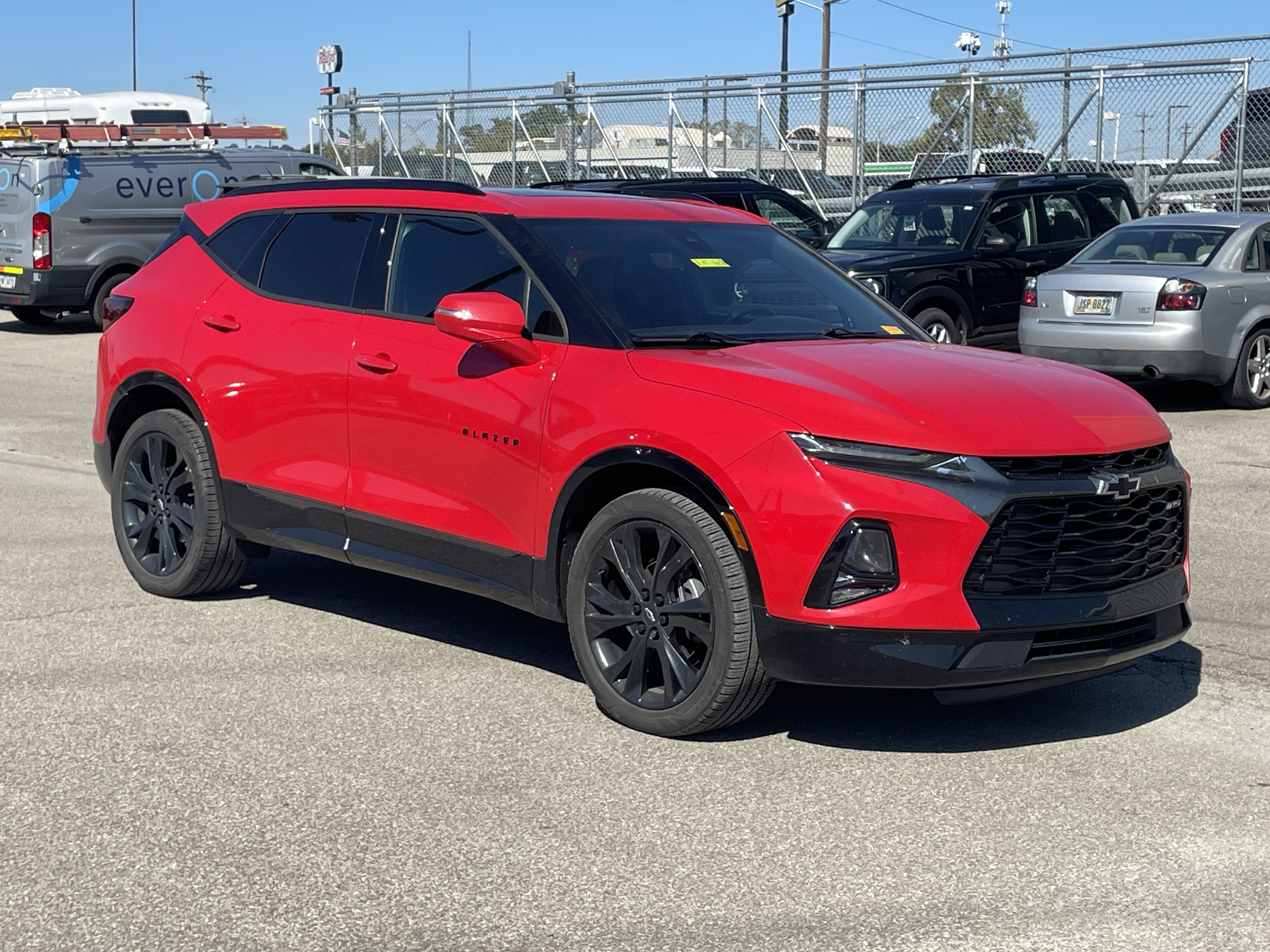 Used 2019 Chevrolet Blazer RS FWD image 1