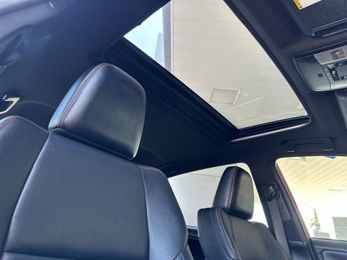 Used 2017 Toyota RAV4 SE FWD image 16