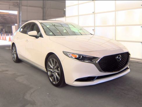 Used 2025 MAZDA MAZDA3 s FWD image 4