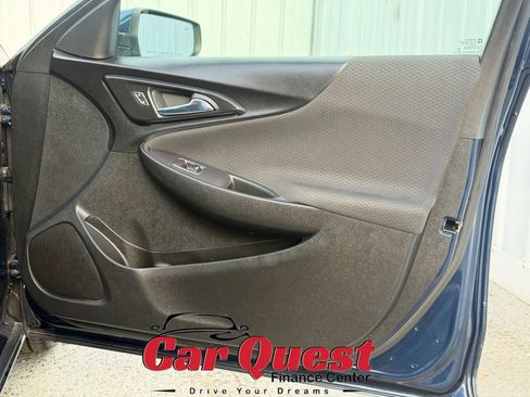 Used 2019 Chevrolet Malibu LT w/ Driver Confidence Package II FWD image 19