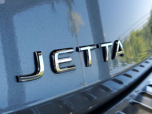 Used 2024 Volkswagen Jetta SEL FWD image 5