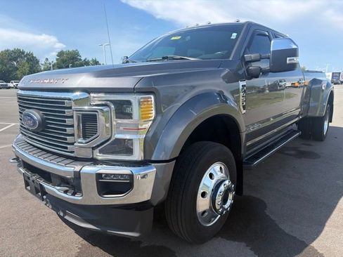 Used 2021 Ford F450 Lariat w/ Lariat Ultimate Package AWD/4WD image 2